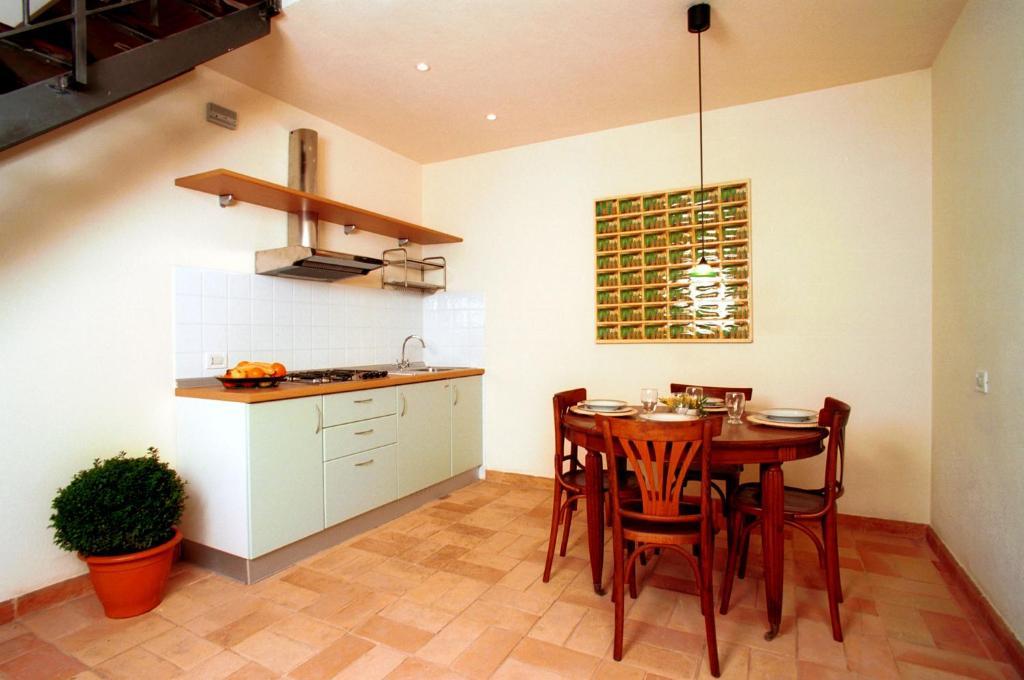 Gasthaus Agriturismo Lecanfore Castel di Leva Zimmer foto